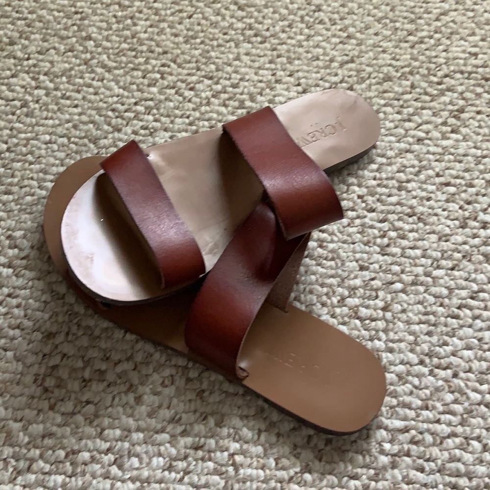 Women’s Sandals, Smoke Free Home